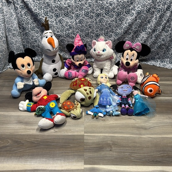 🏁Disney Character Plush Toy Set - Multi-Color - Picture 2 of 9